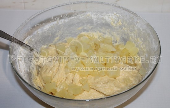 добавить ананас в тесто