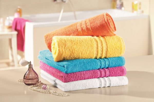 Как отбелить кухонные полотенца без кипячения