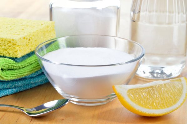 Как отстирать кухонные полотенца от старых жирных пятен и удалить запах