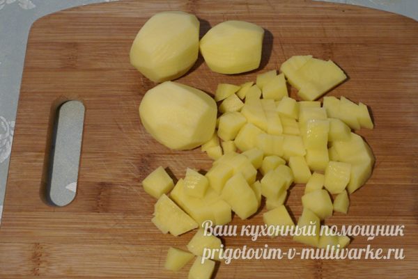 режем картофель