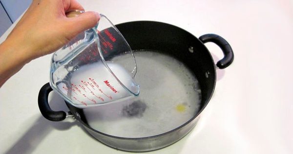 Как очистить сковородку от жира и нагара за 5 минут