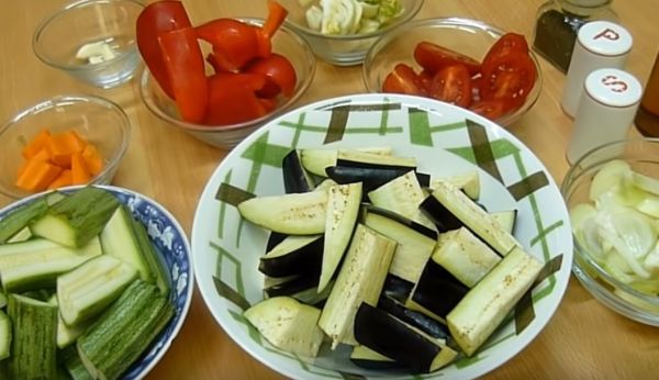 Простые и вкусные блюда из баклажанов в духовке