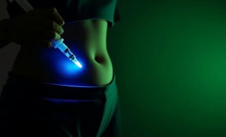 Инъекции липолитиков: что это, как это работает и стоит ли идти на процедуру